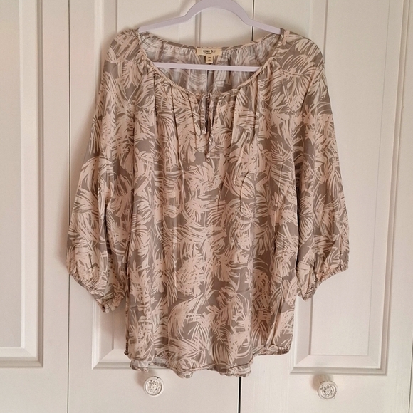 Blouse - Picture 1 of 4